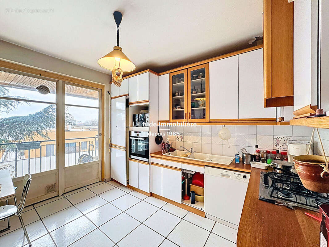 Appartement à LYON-1E