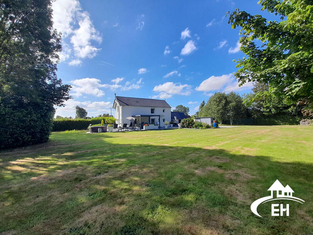 A vendre - maison de 72 m² - terrain de 2880 m² - photo 9