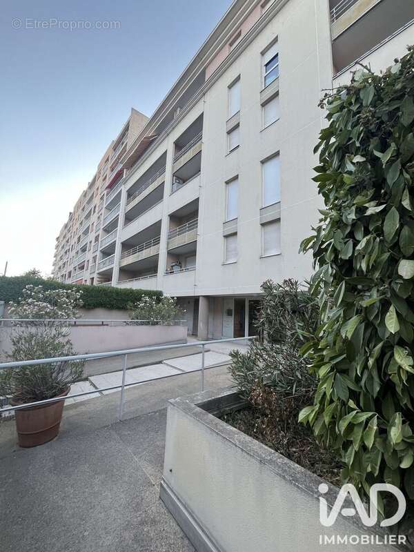 Appartement 89 m² à Villeurbanne  - photo 2