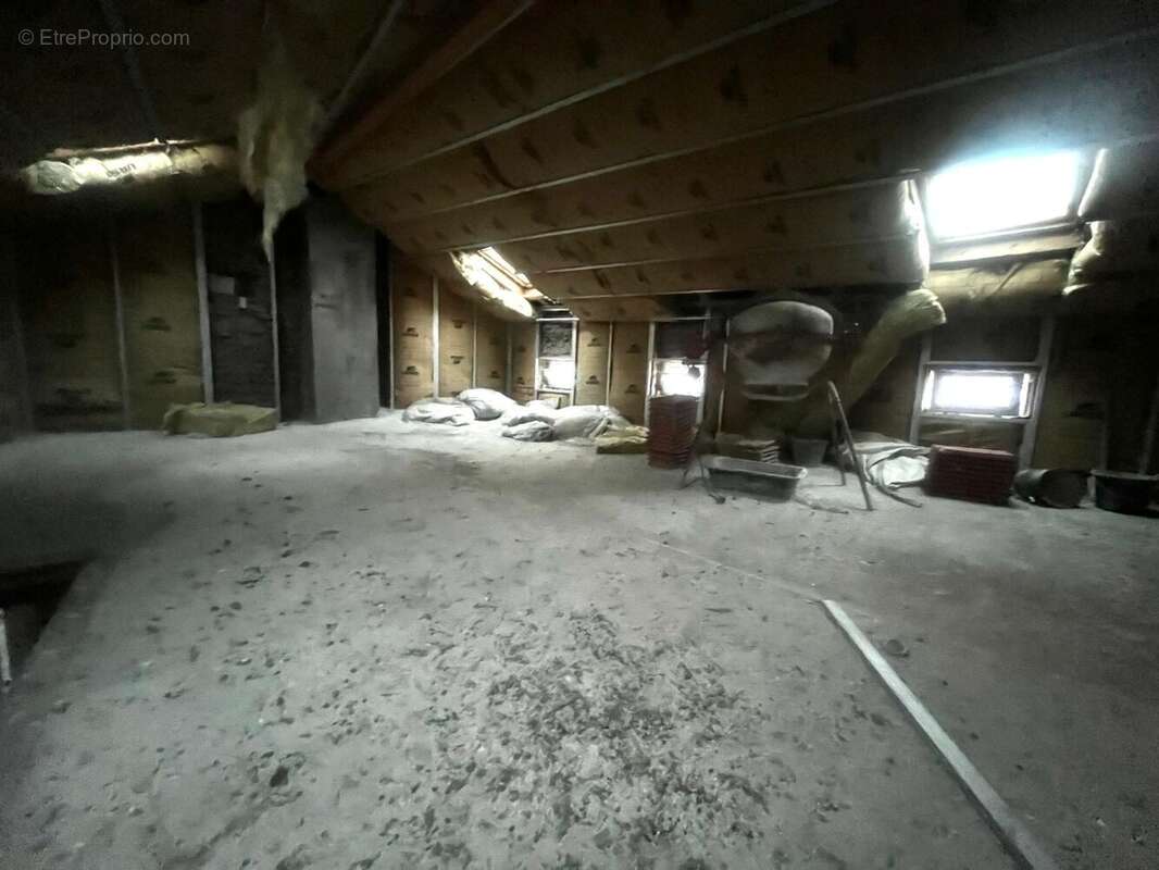 Appartement à ARS-SUR-MOSELLE