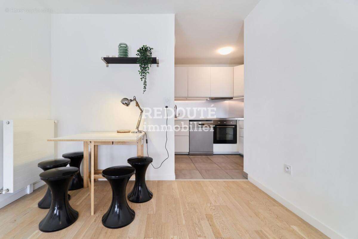 A vendre : reims - proximite place forum - appartement t3 - photo 4