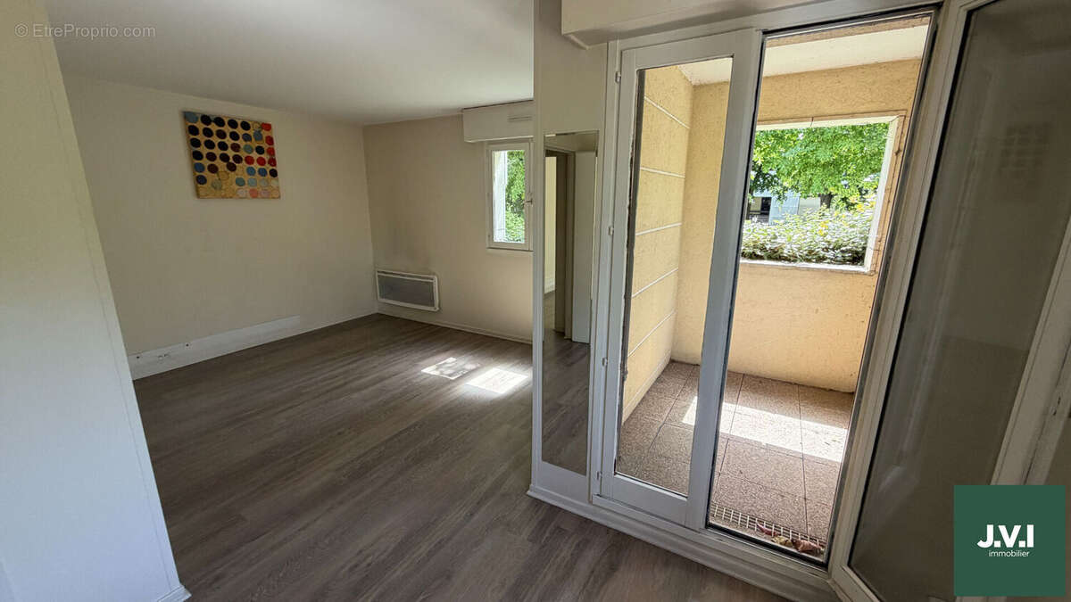Appartement à ENGHIEN-LES-BAINS