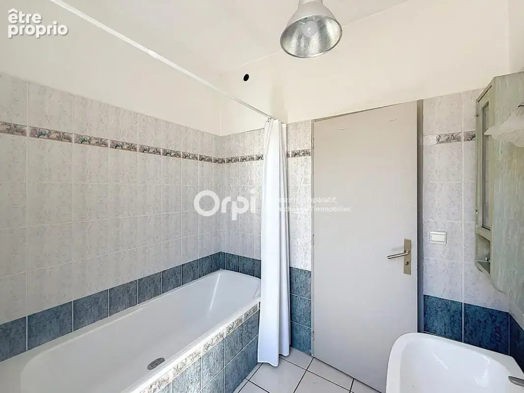 Appartement À Vendre - photo 6