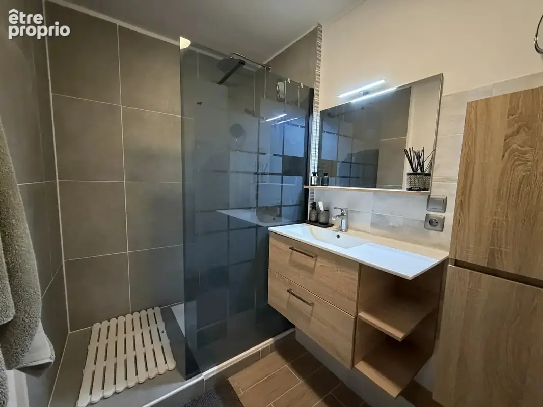 Exclusif auxerre centre-ville appartement f2 bis en duplex balcon cave parking - photo 8