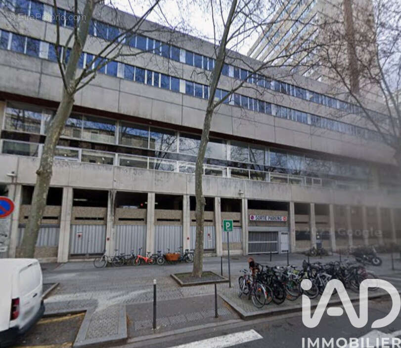 Photo 2 - Parking à LYON-3E