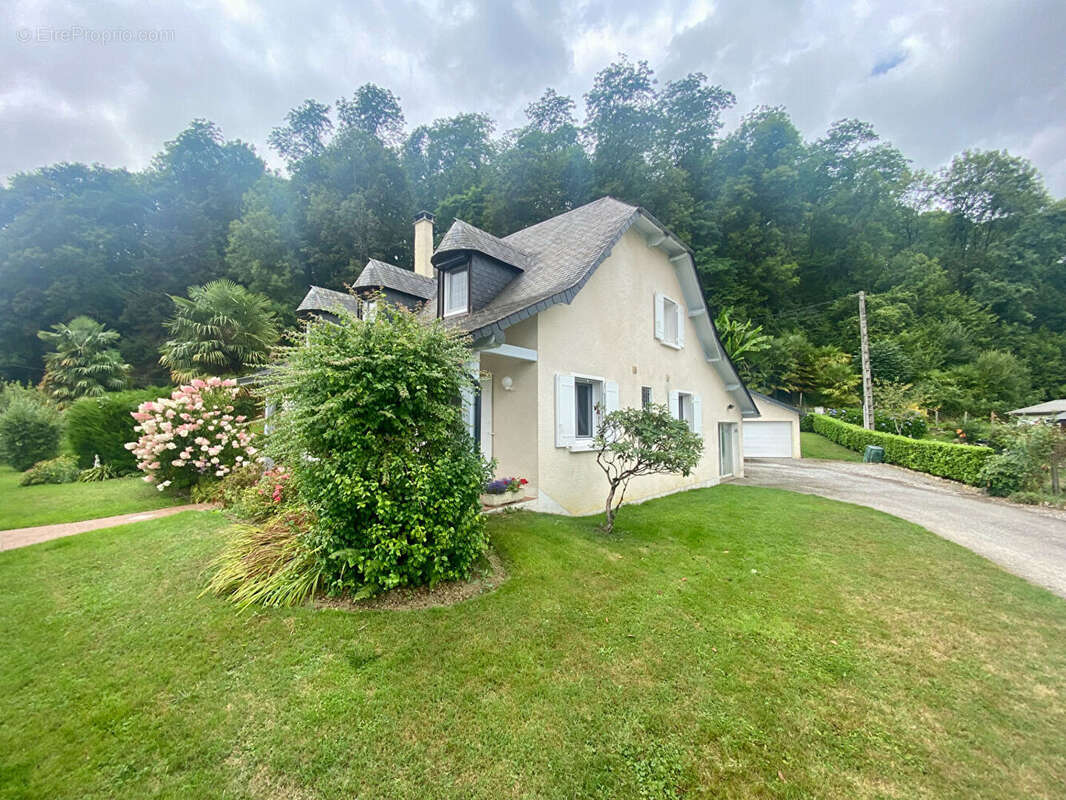 Maison à OLORON-SAINTE-MARIE