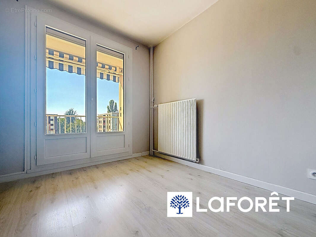 Appartement à BOURGOIN-JALLIEU