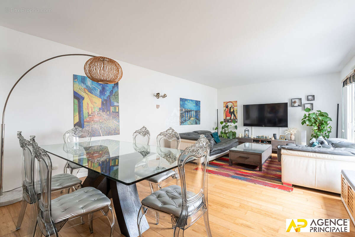 Appartement à MAISONS-LAFFITTE