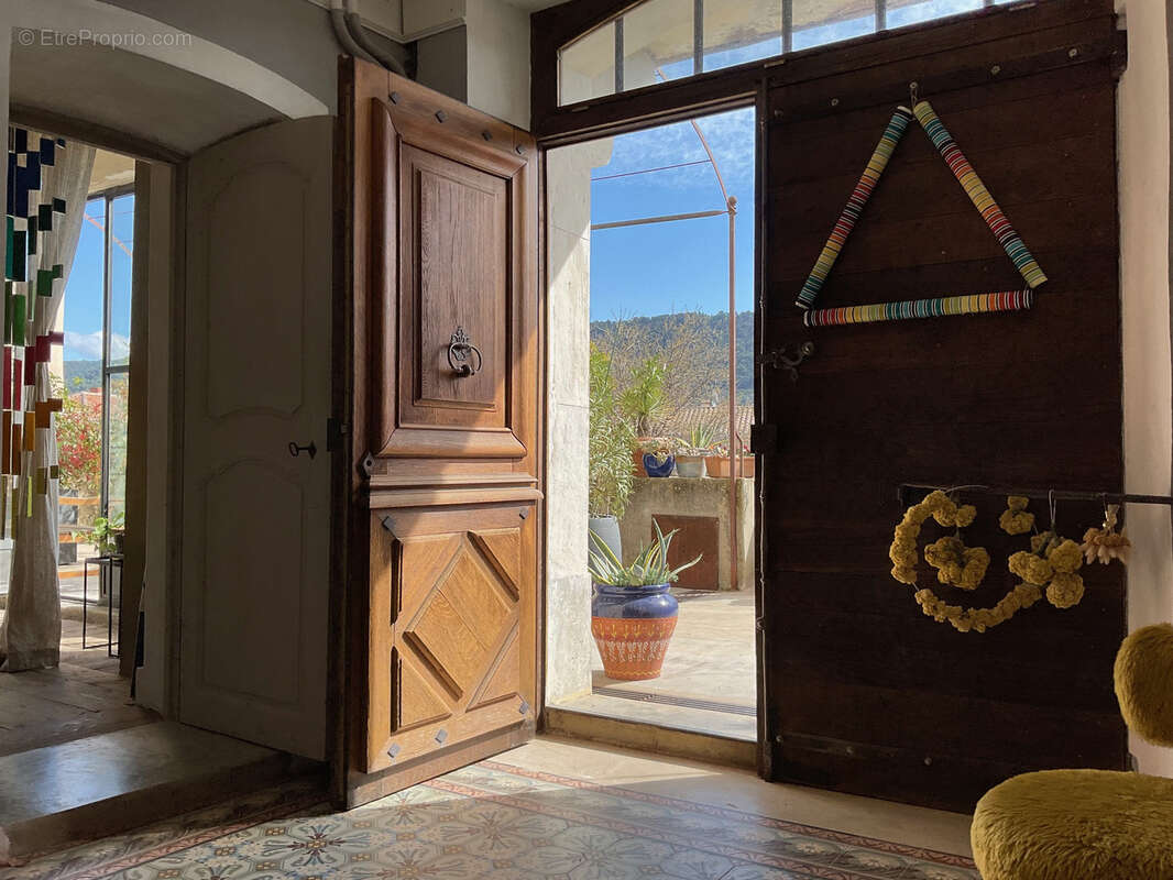 Maison de village atypique - photo 2