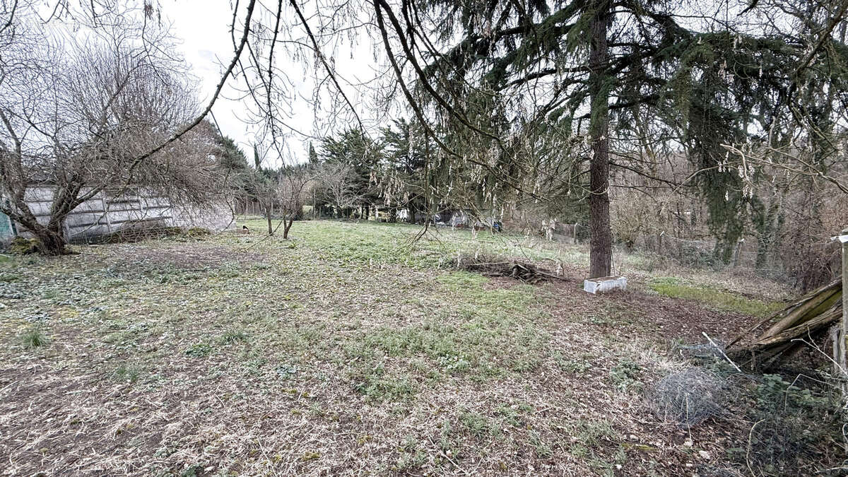 Terrain à CHAMBRAY-LES-TOURS