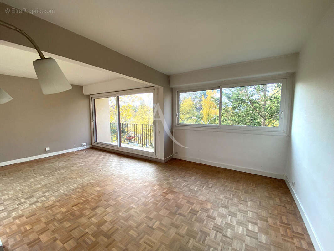 Appartement à GIF-SUR-YVETTE