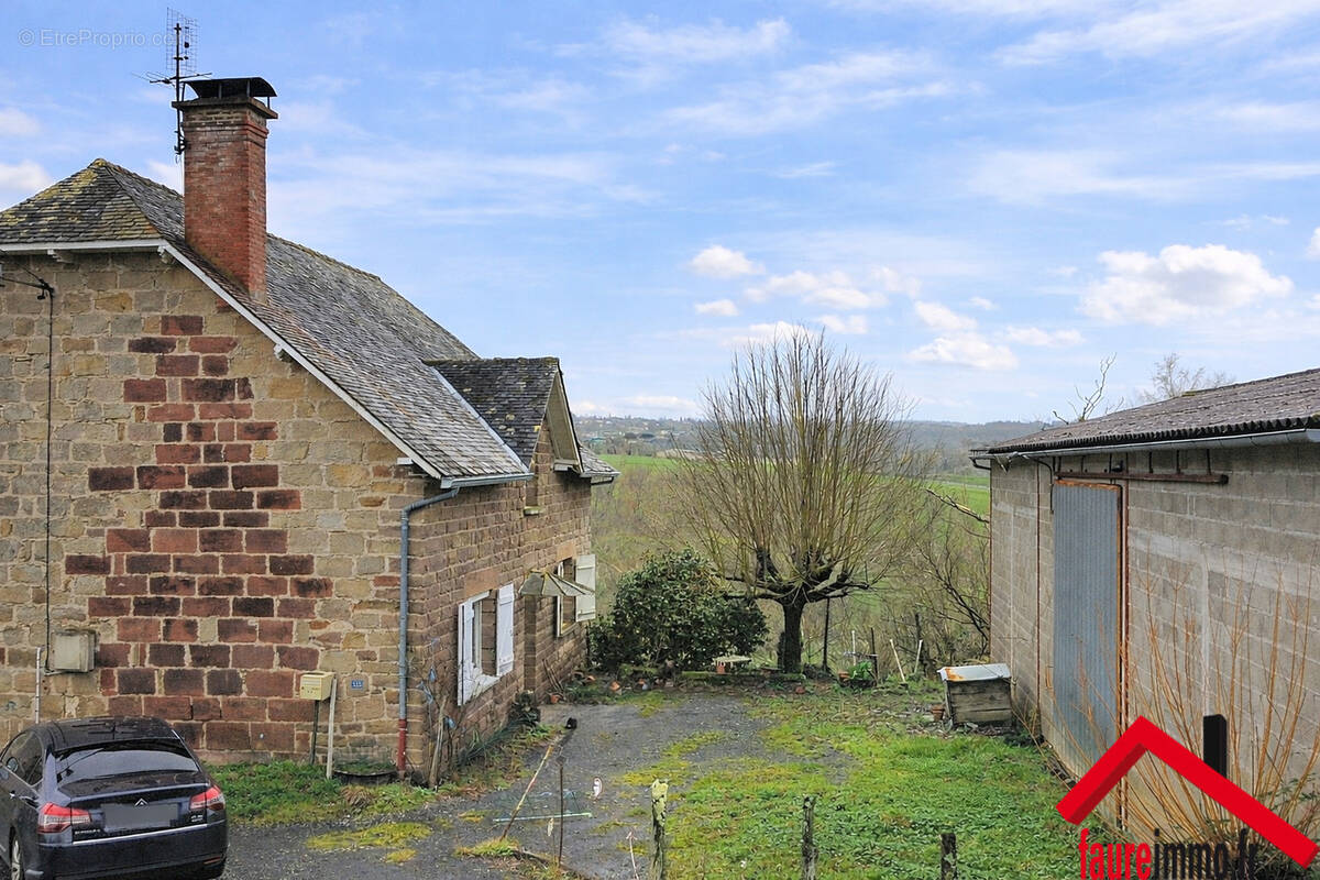 Maison à COSNAC