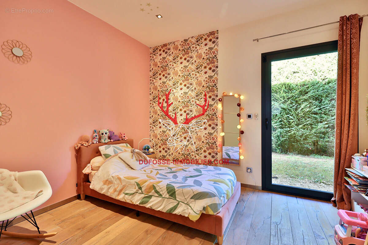 Maison à SAINT-CYR-AU-MONT-D'OR