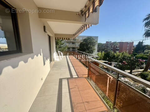 Saint laurent du var - tzanck - appartement 4 pieces 132 m2 terrasse - stationnements - photo 11