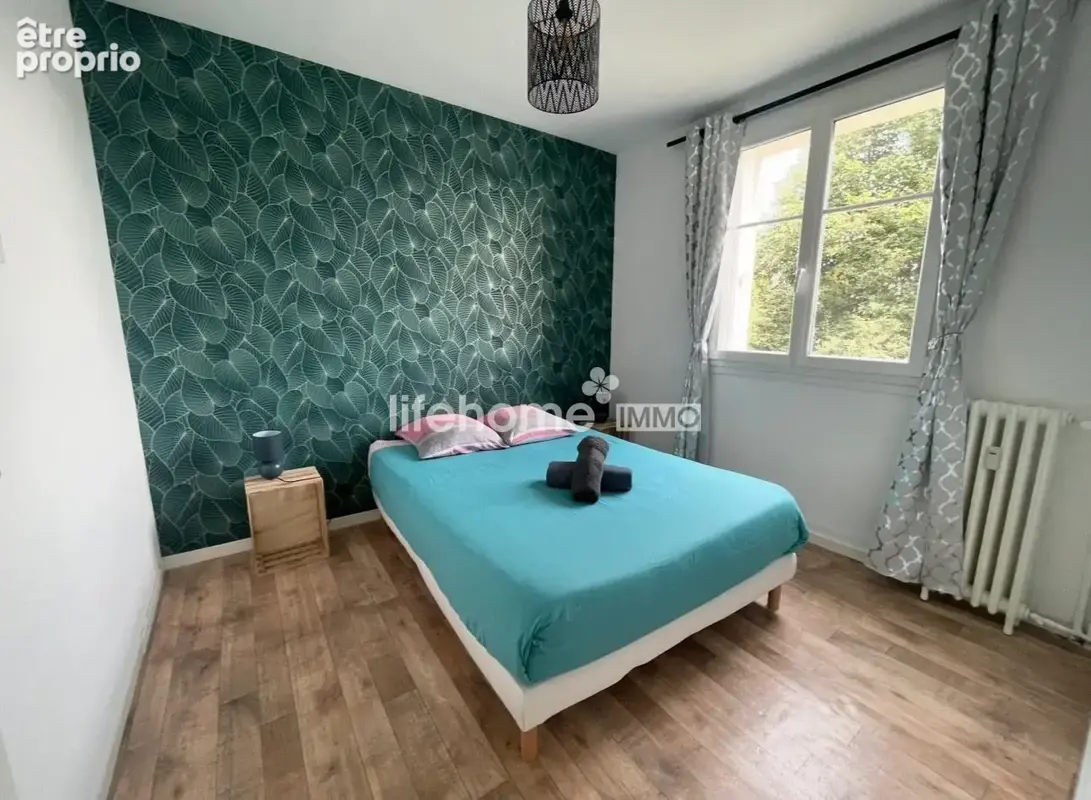 Appartement 4 pièces 77 m² à vendre à Chateauroux (36000) - photo 2