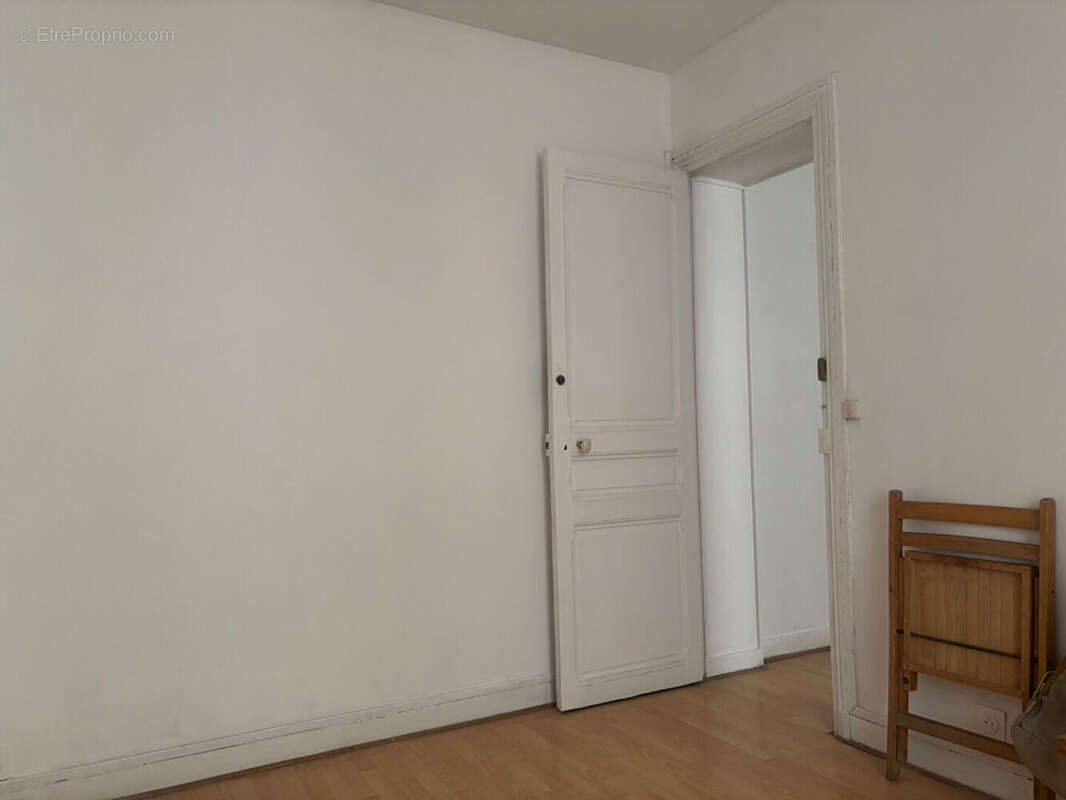 Appartement à PARIS-20E