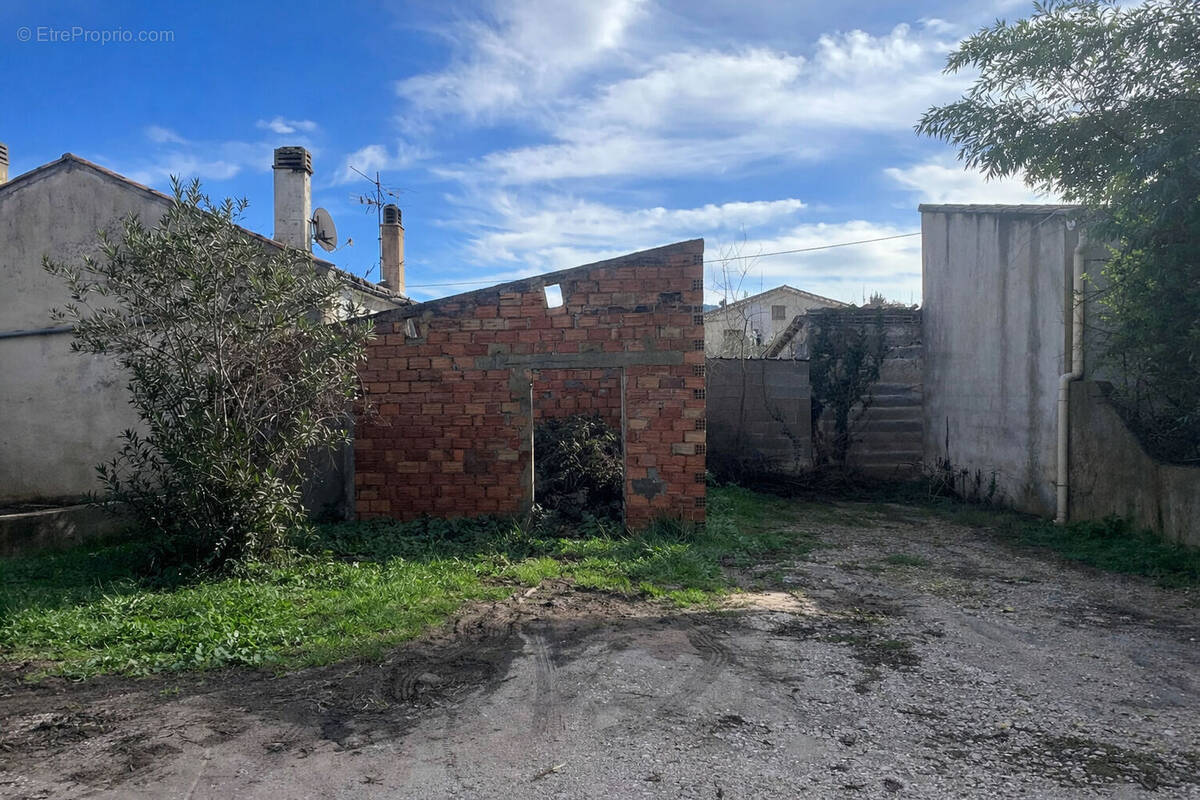 Terrain à AUBAGNE