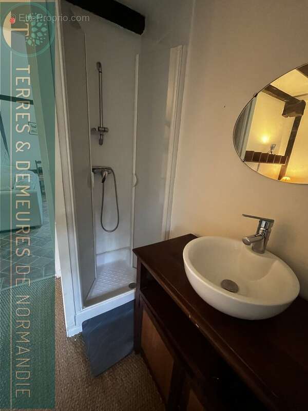 Maison à PONT-L'EVEQUE