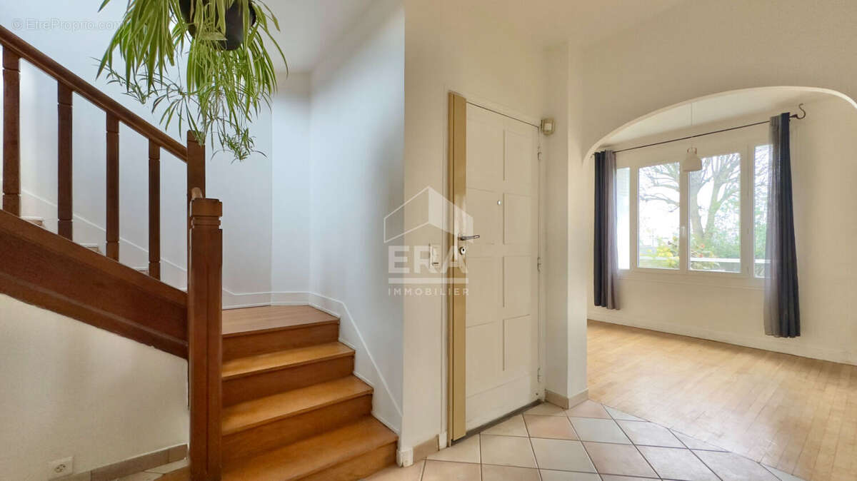 Maison à ATHIS-MONS