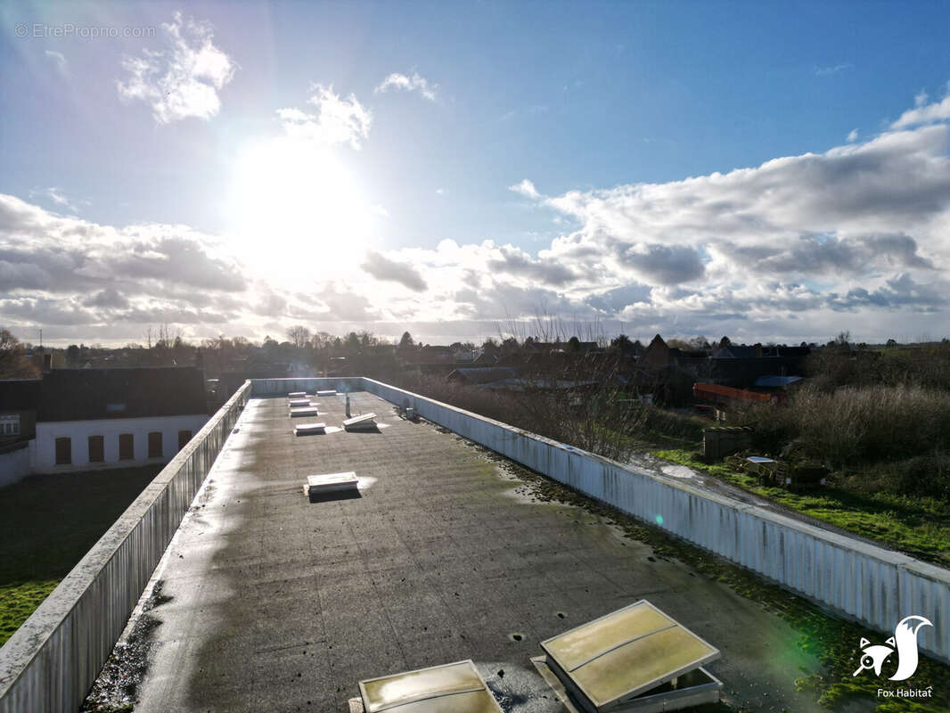 Commerce à VILLERS-OUTREAUX