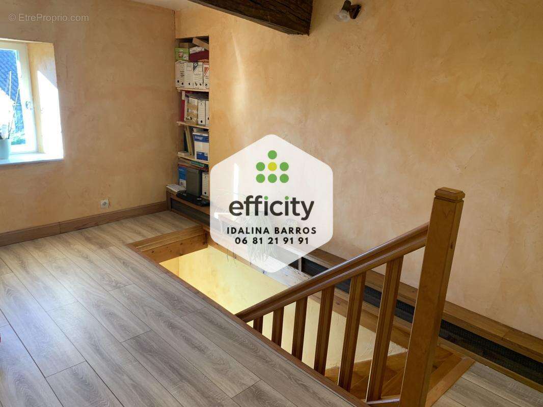 Maison à ROMAZIERES