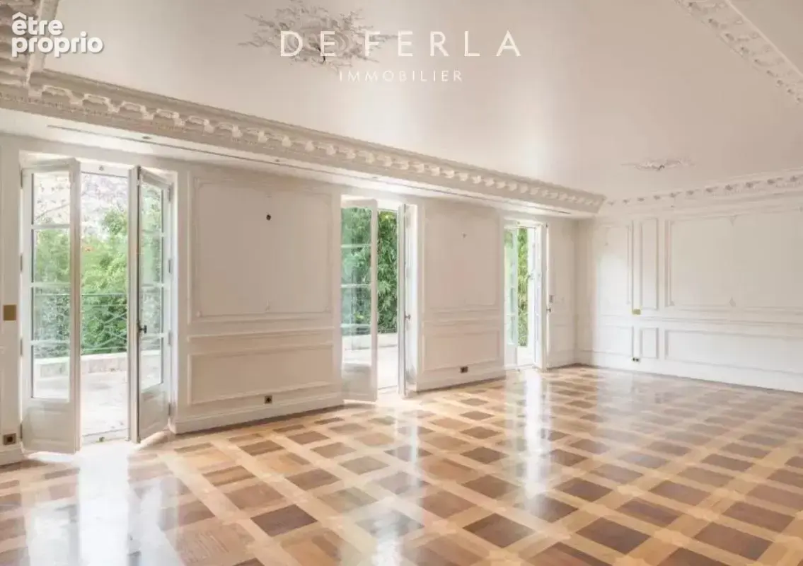 Hôtel Particulier à Neuilly - photo 2