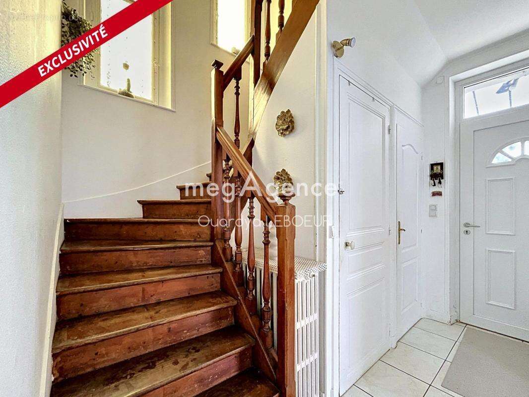 Maison ancienne de charme – 5 chambres, dépendance et jardin - photo 6