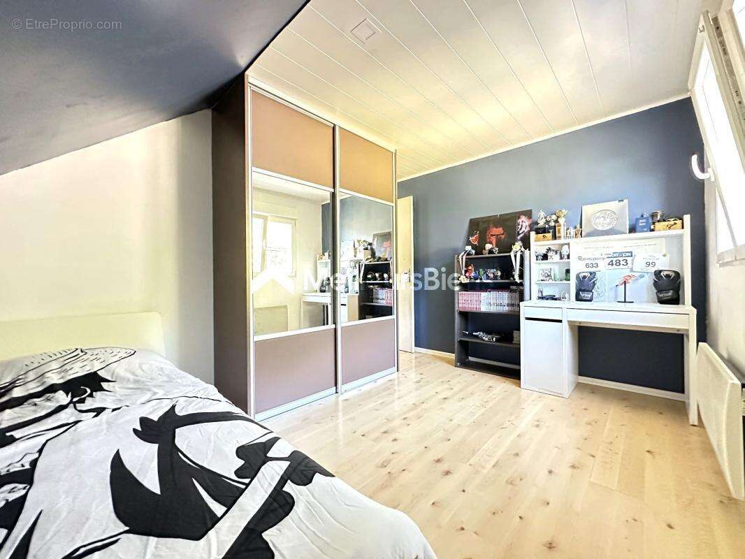 Maison de 1971  avec extension de 2010 avec entrée indépendante - photo 6