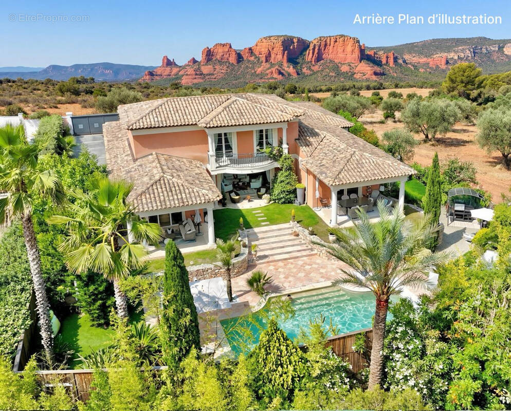 Maison à SAINT-RAPHAEL