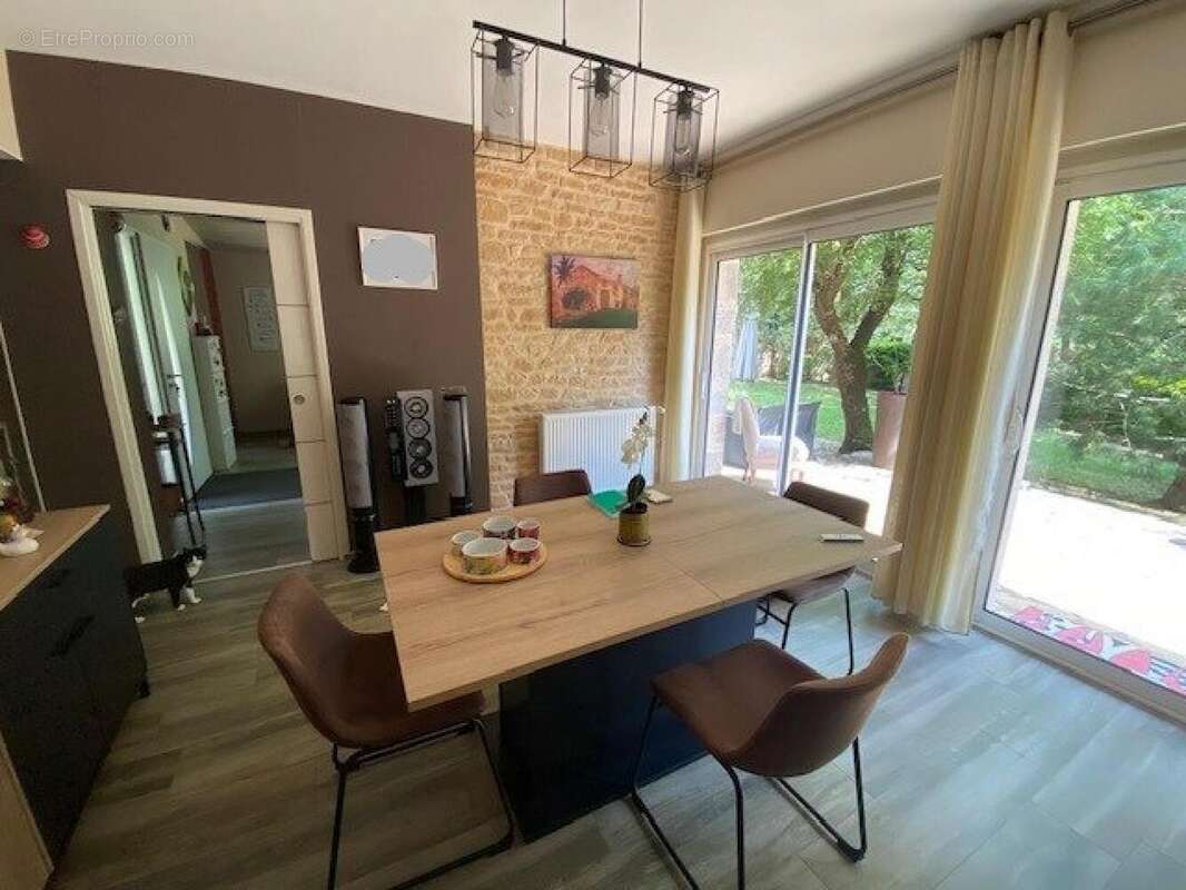 Maison 131 m² à Toulonjac  - photo 4