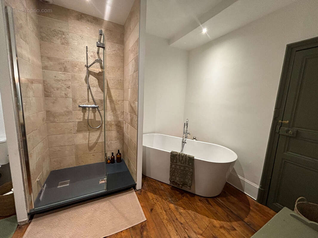 Appartement à CHATEAU-GONTIER