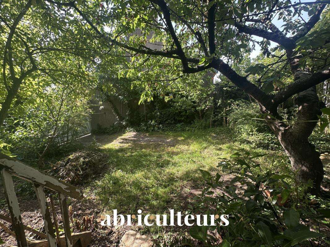 Terrain à NANTES