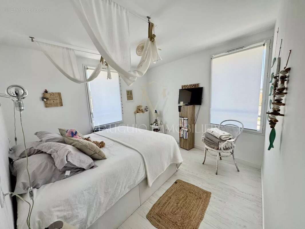 Appartement à MAUGUIO