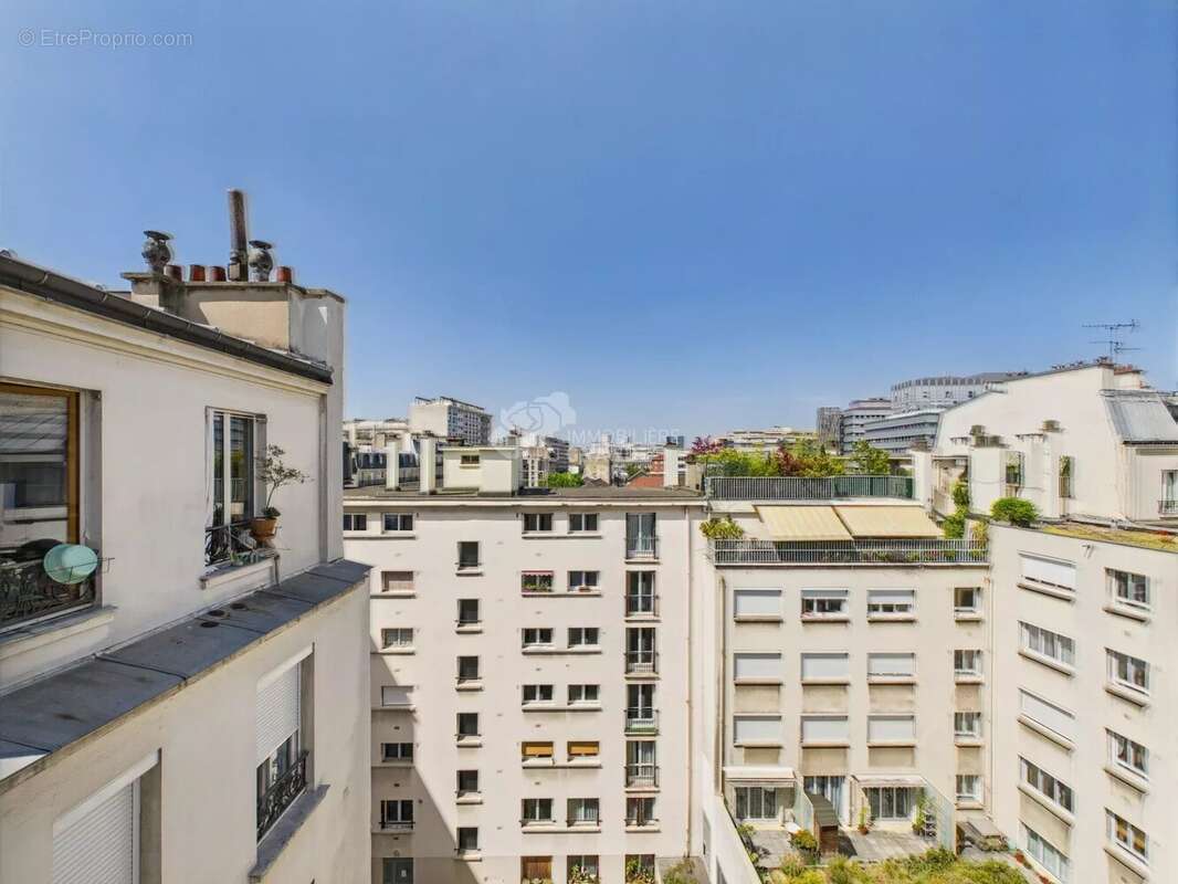 Appartement à PARIS-12E