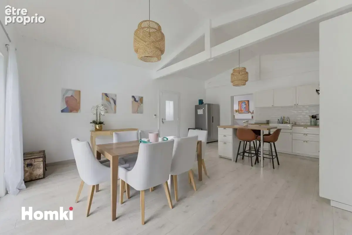 Maison rénovée – 155 m² – 4 chambres – piscine – terrain 1 200 m² - photo 3