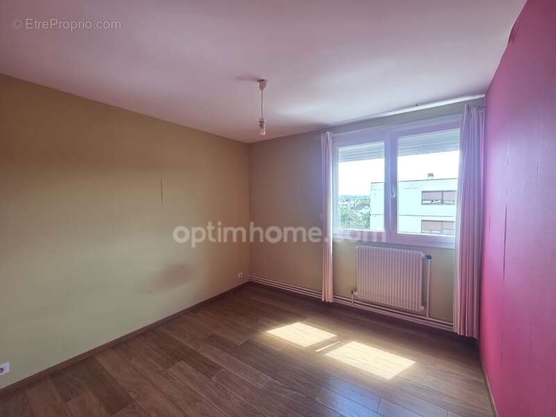 Appartement à BELLEVILLE-SUR-MEUSE