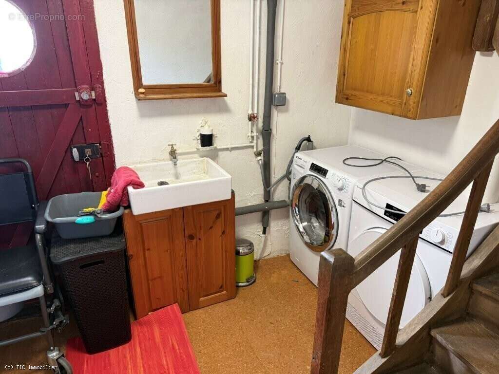 Maison à CHAMPAGNE-MOUTON