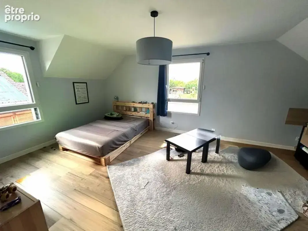 Maison 177 m² à Fauverney  - photo 4