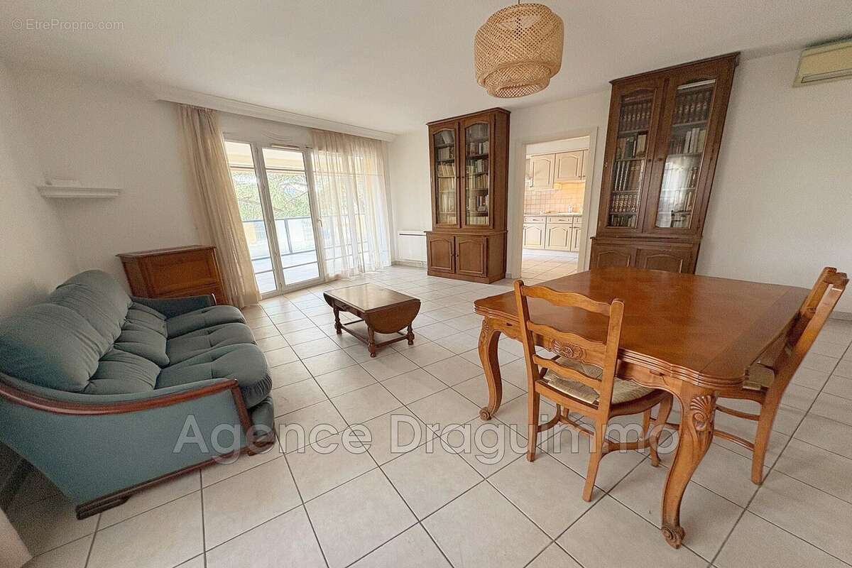 Appartement à DRAGUIGNAN