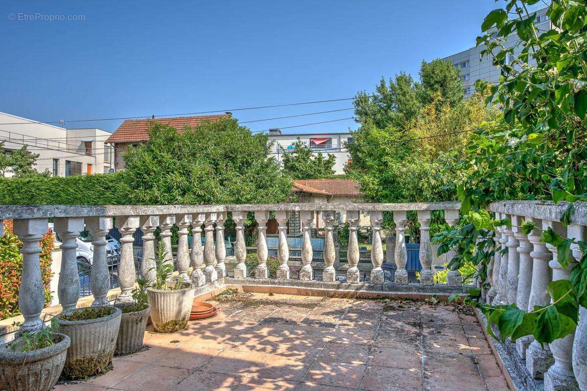 Maison à CHAMPIGNY-SUR-MARNE