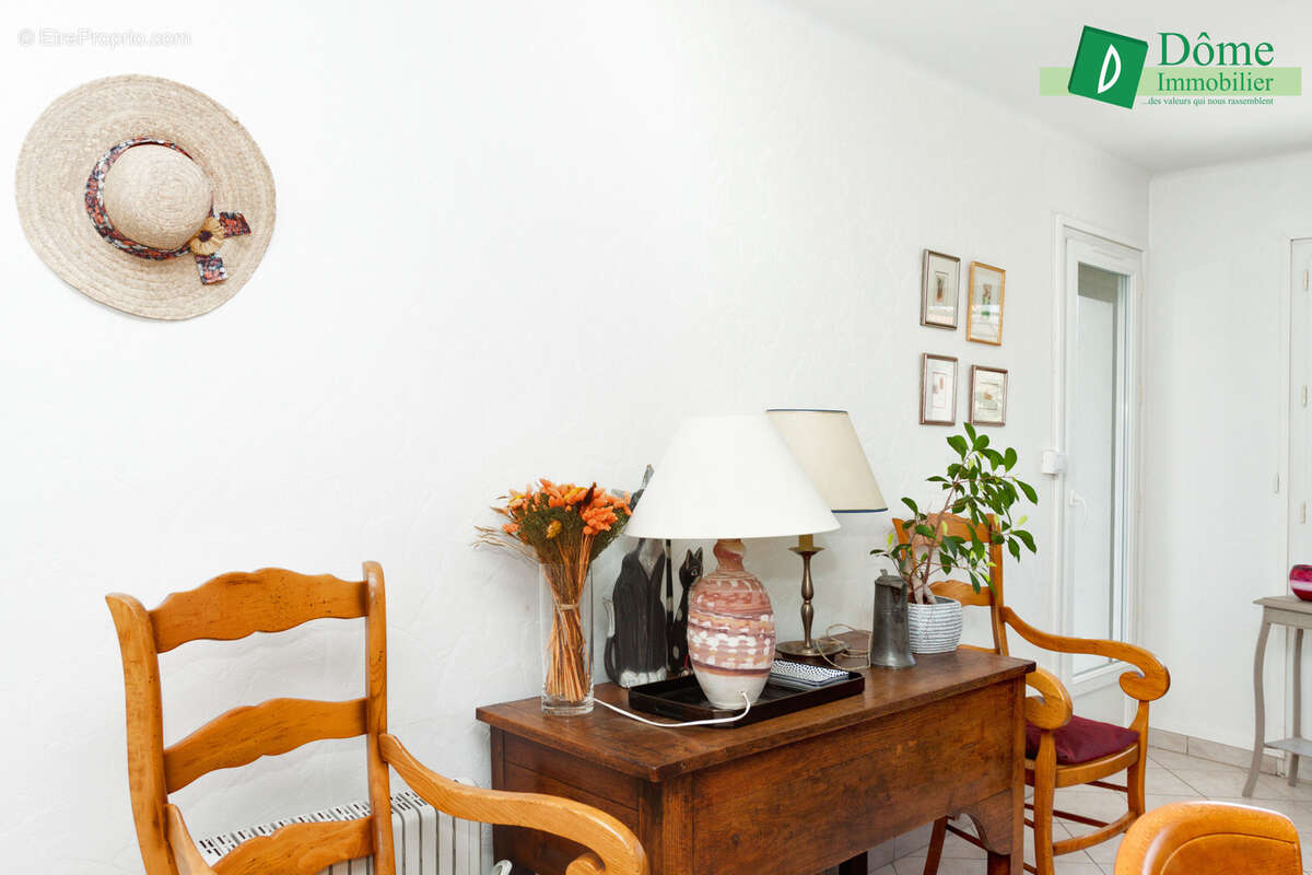 Appartement à SIX-FOURS-LES-PLAGES