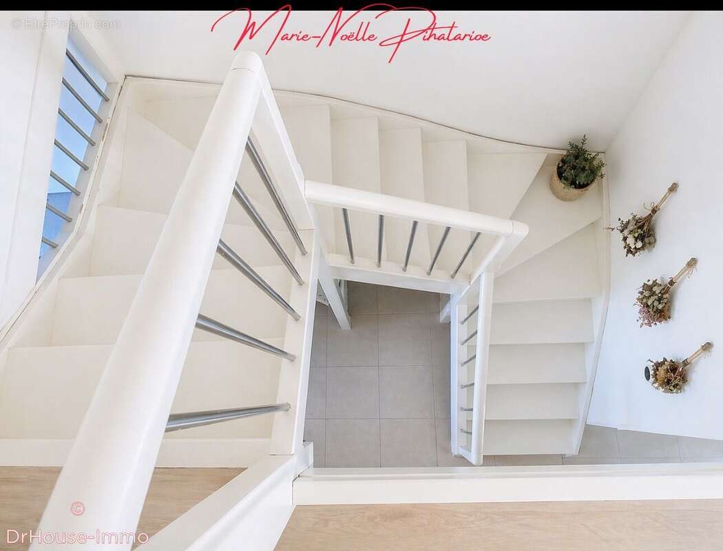 Maison à BLANQUEFORT