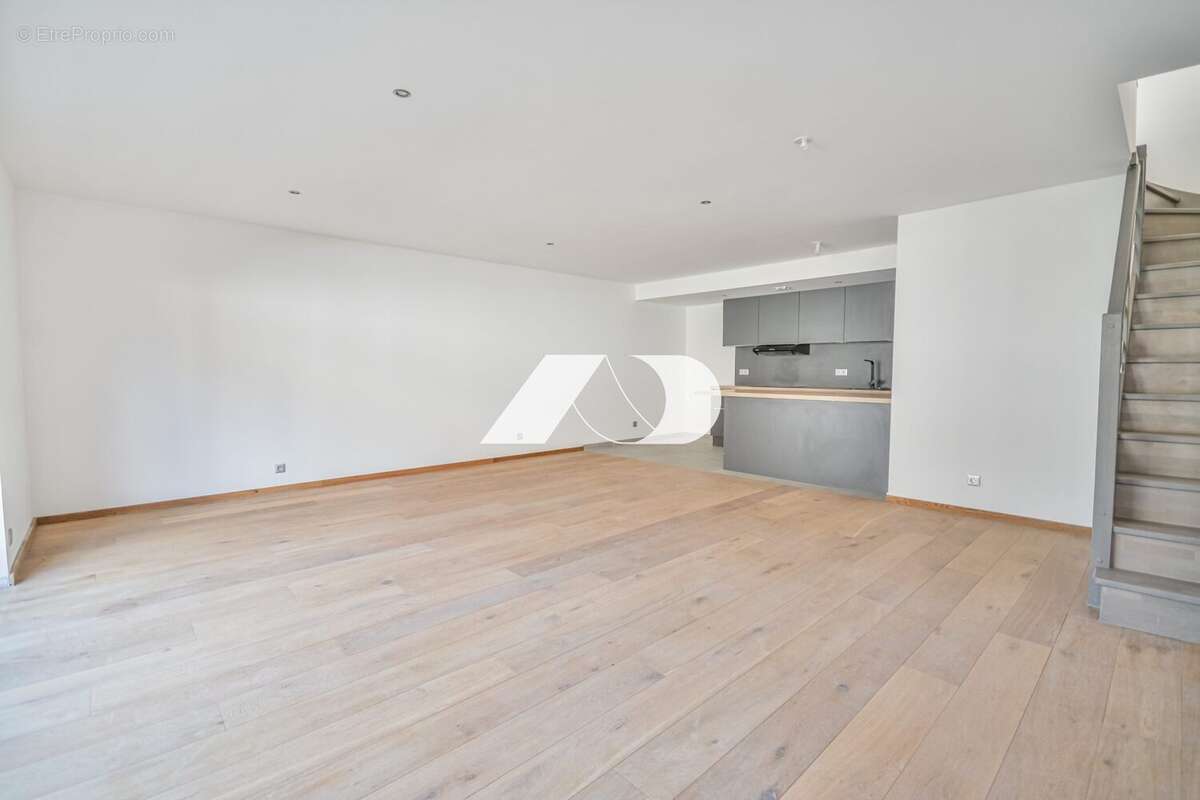 Maison 82 m² à Le Biot  - photo 6