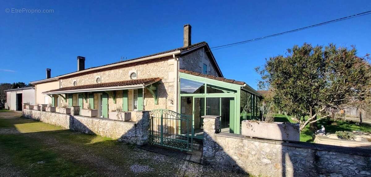 Maison à SAINT-LAURENT-DES-VIGNES