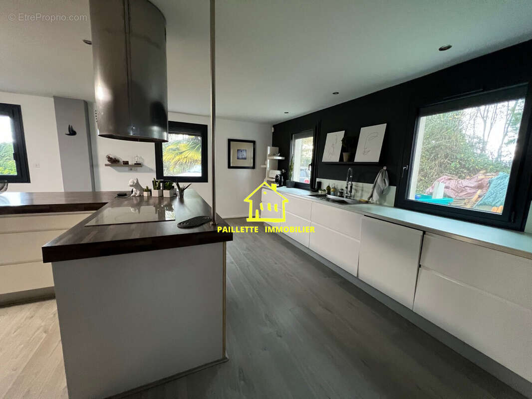 Maison à SAINT-ROMAIN-DE-COLBOSC