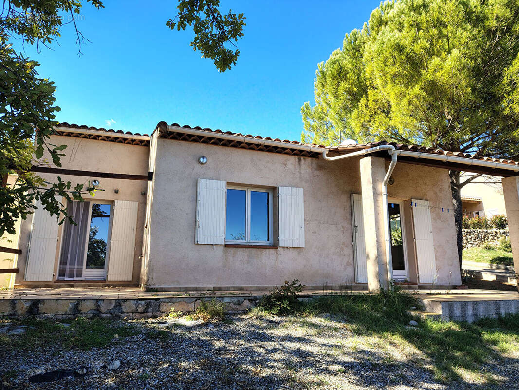 En exclusivité à Quinson : Charmante maison individuelle de plain-pied  avec garage - photo 6