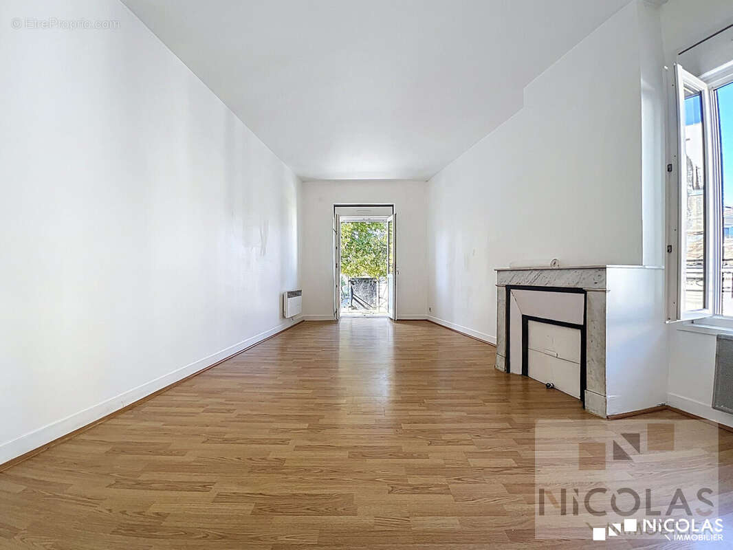 Appartement à BORDEAUX