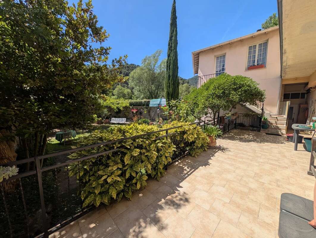 Exclusivite - rare ! hotel particulier ! - photo 17