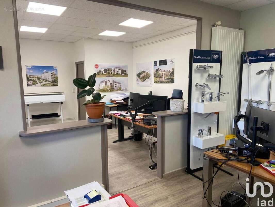 Photo 9 - Commerce à POCE-SUR-CISSE