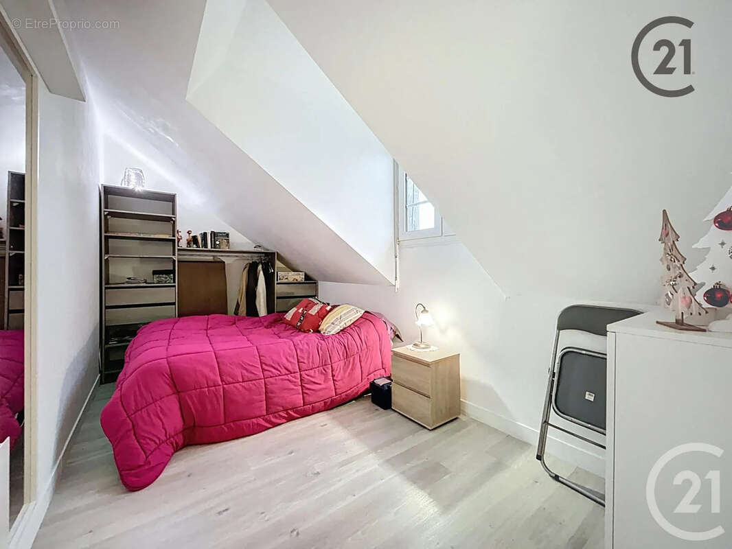 Appartement à BRIE-COMTE-ROBERT